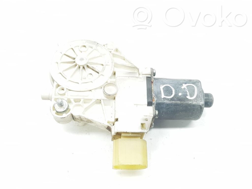 BMW 1 E82 E88 Motorino alzacristalli della portiera anteriore 