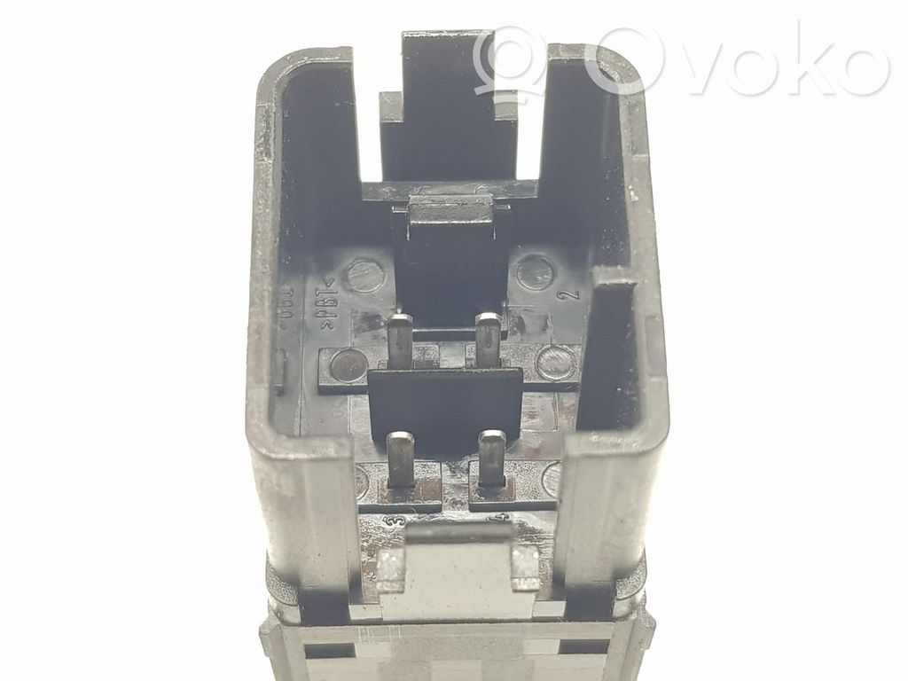 Seat Leon (1P) Hazard light switch 