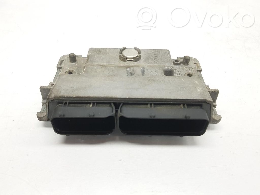 Unitate/modul de control motor   03E906019E,03E906019E