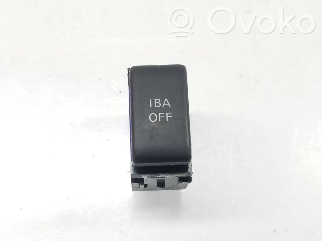 Infiniti FX Otros interruptores/perillas/selectores 