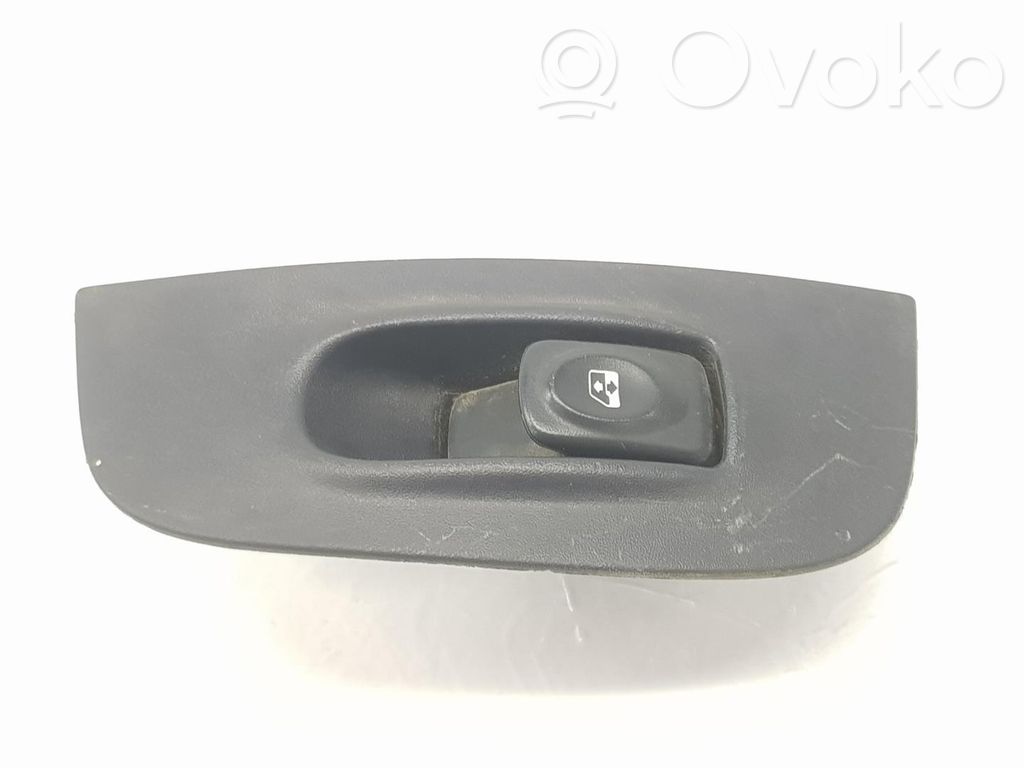 Renault Megane I Electric window control switch