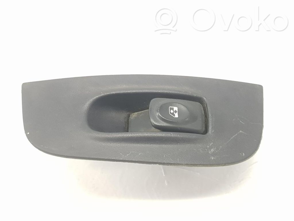 Renault Megane I Przyciski szyb 