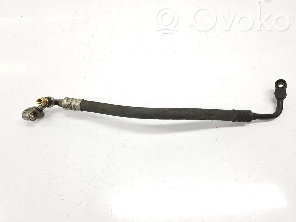 BMW 3 E36 Ilmastointilaitteen putki (A/C) 