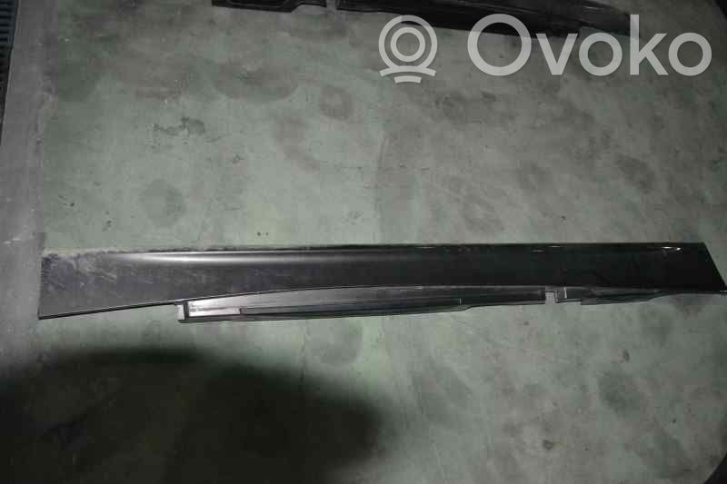BMW 1 E82 E88 Sill 