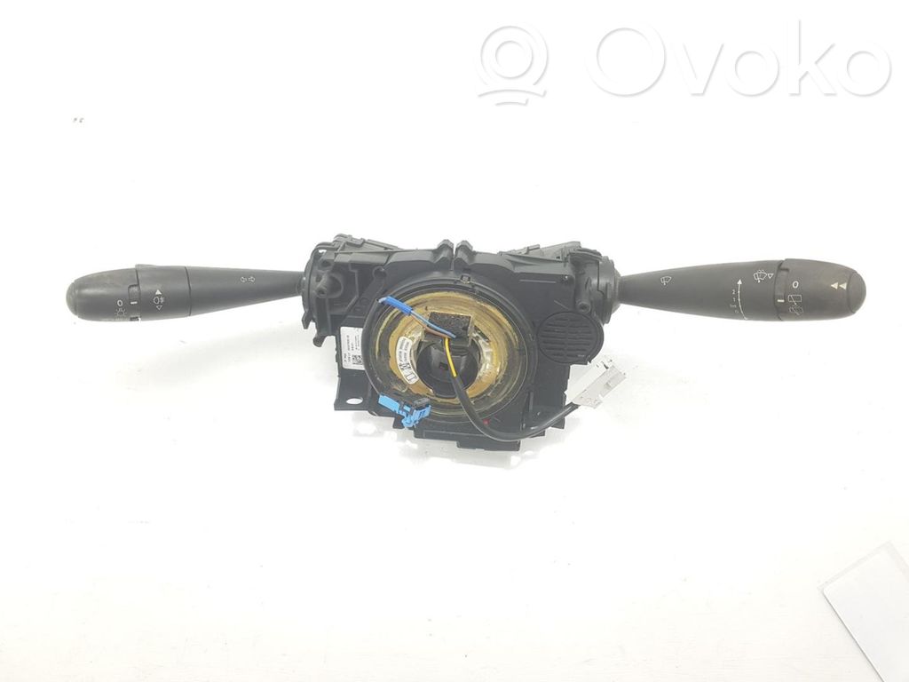 Peugeot 5008 Boutons / interrupteurs volant 