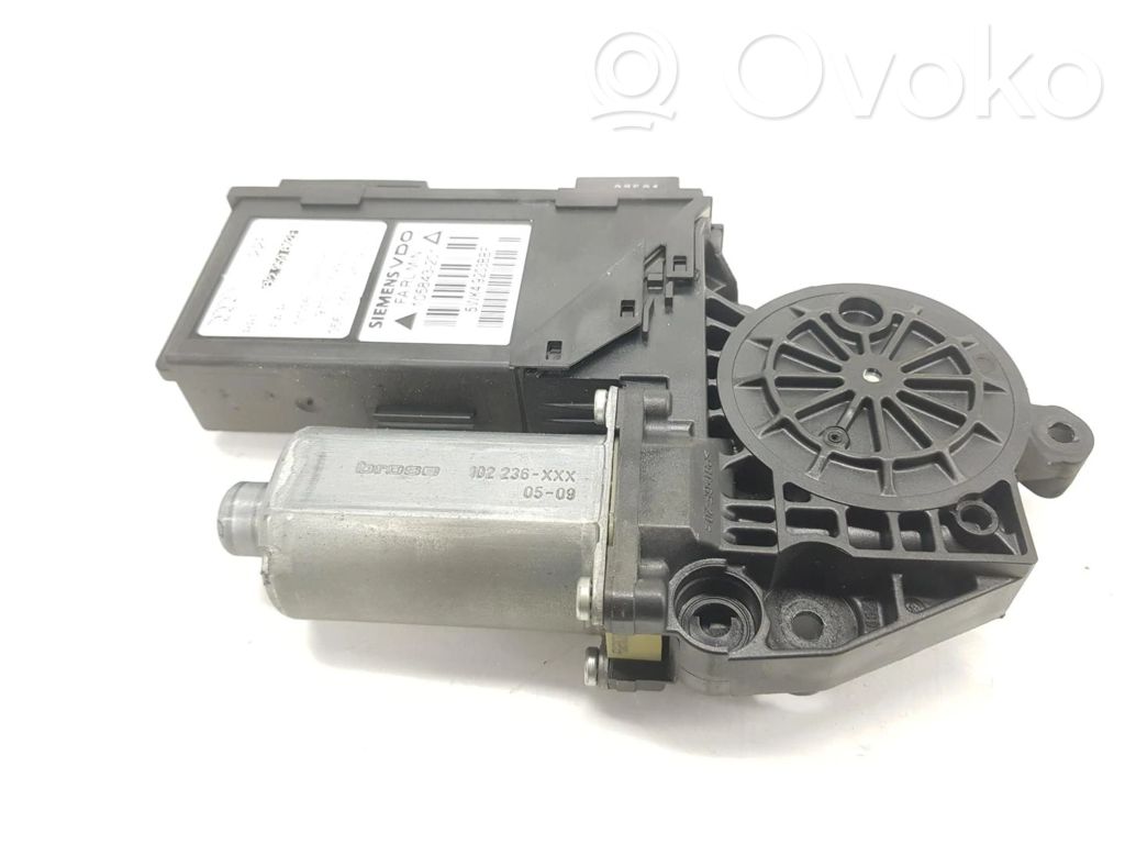 Audi A4 S4 B6 8E 8H Silnik regulatora szyby drzwi przednich 