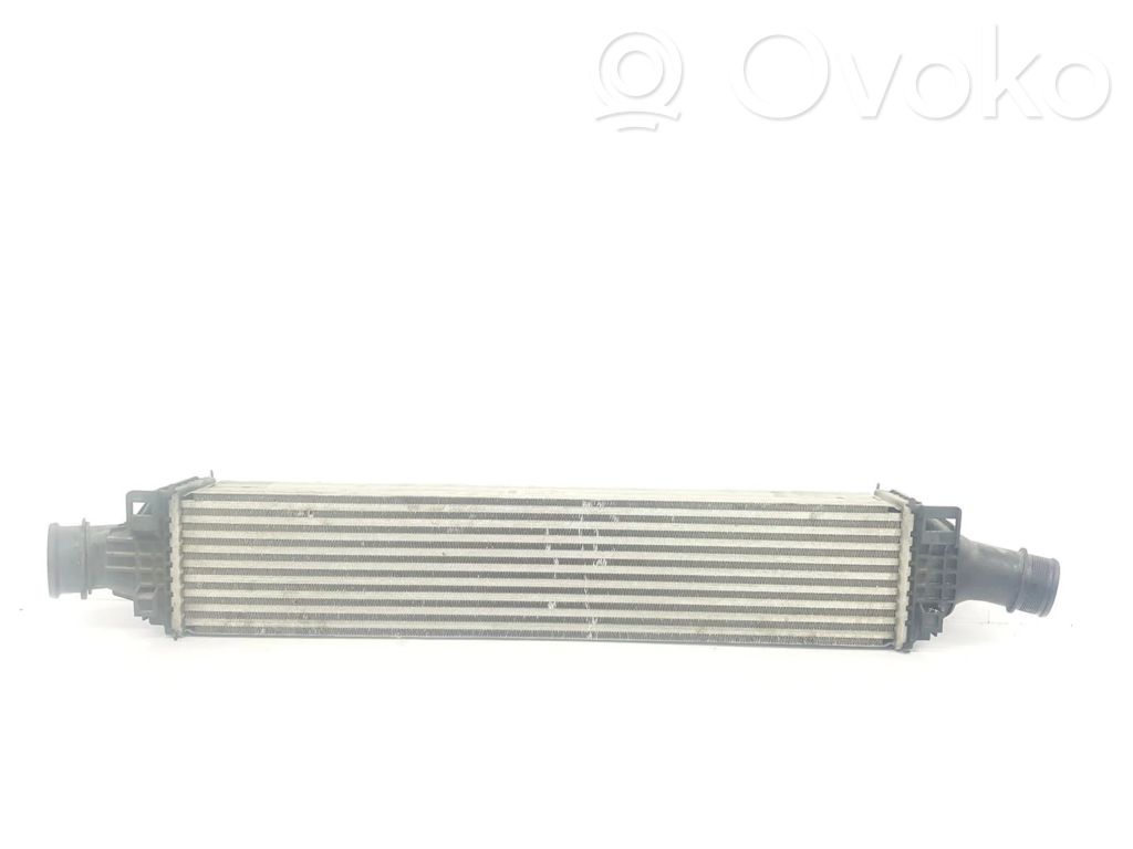 Audi A4 S4 B9 Interkūlerio radiatorius 