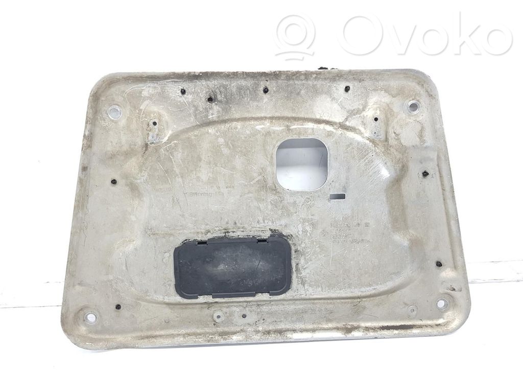 Placa protectora/protector antisalpicaduras motor   31103415148,31103415148