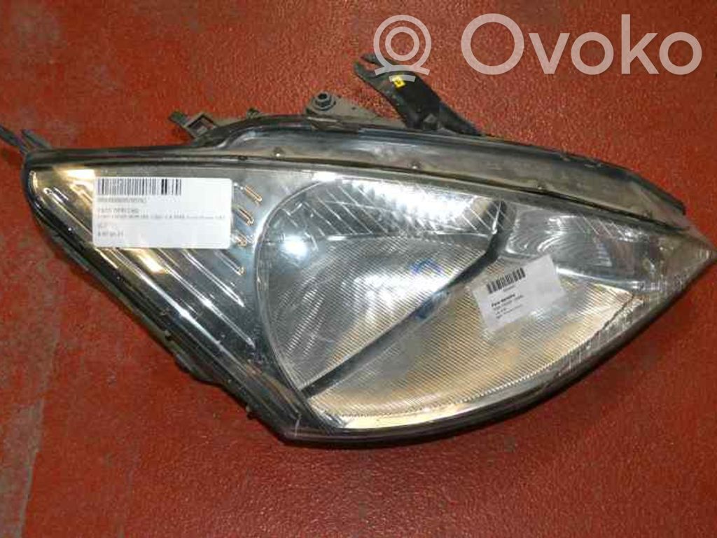 Ford Focus Headlight/headlamp 