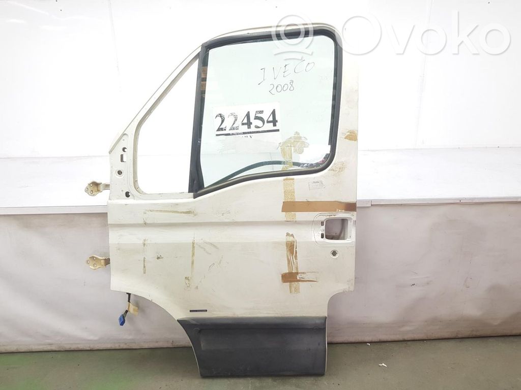 Iveco Daily 4th gen Puerta delantera 