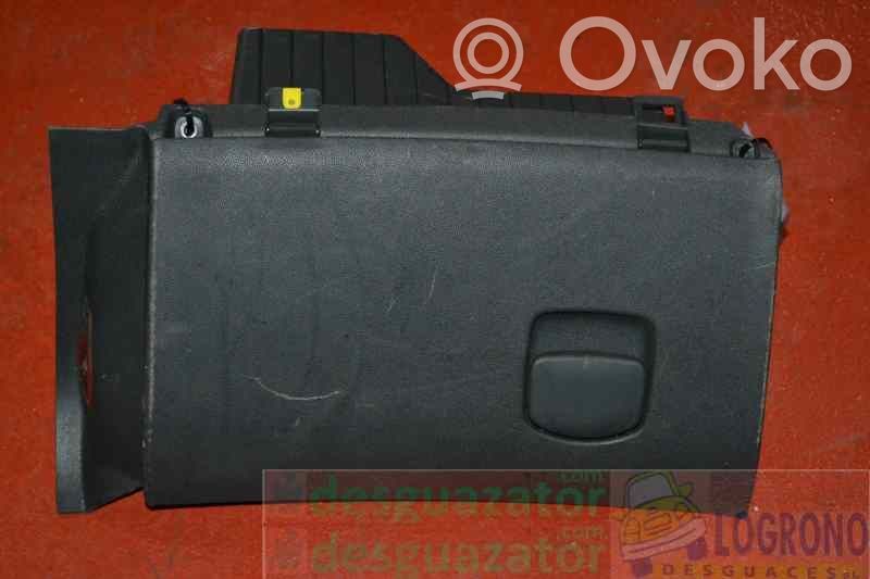 Opel Corsa D Handschuhfach 