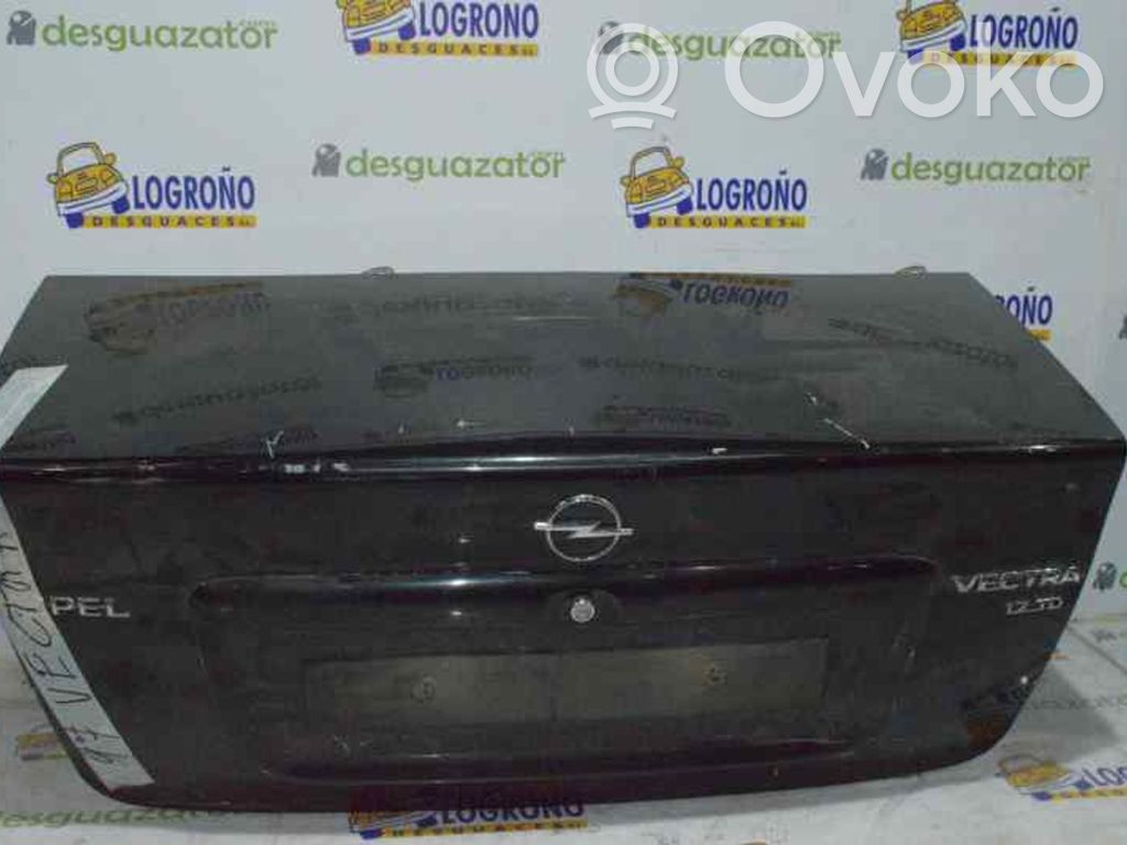 Opel Vectra B Tylna klapa bagażnika 