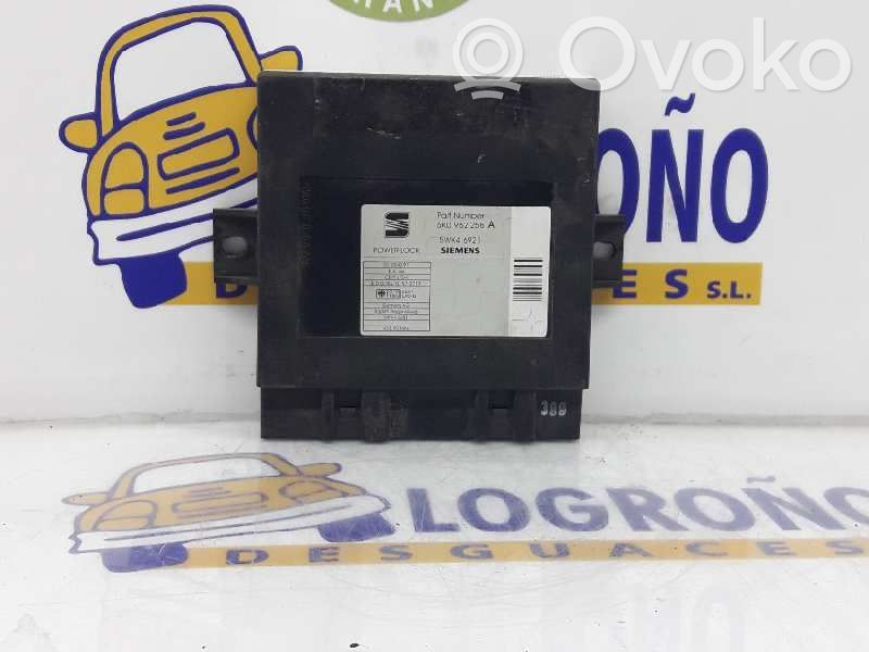 Mukavuusmoduuli   6K0962258A,CENTRALITACIERRE