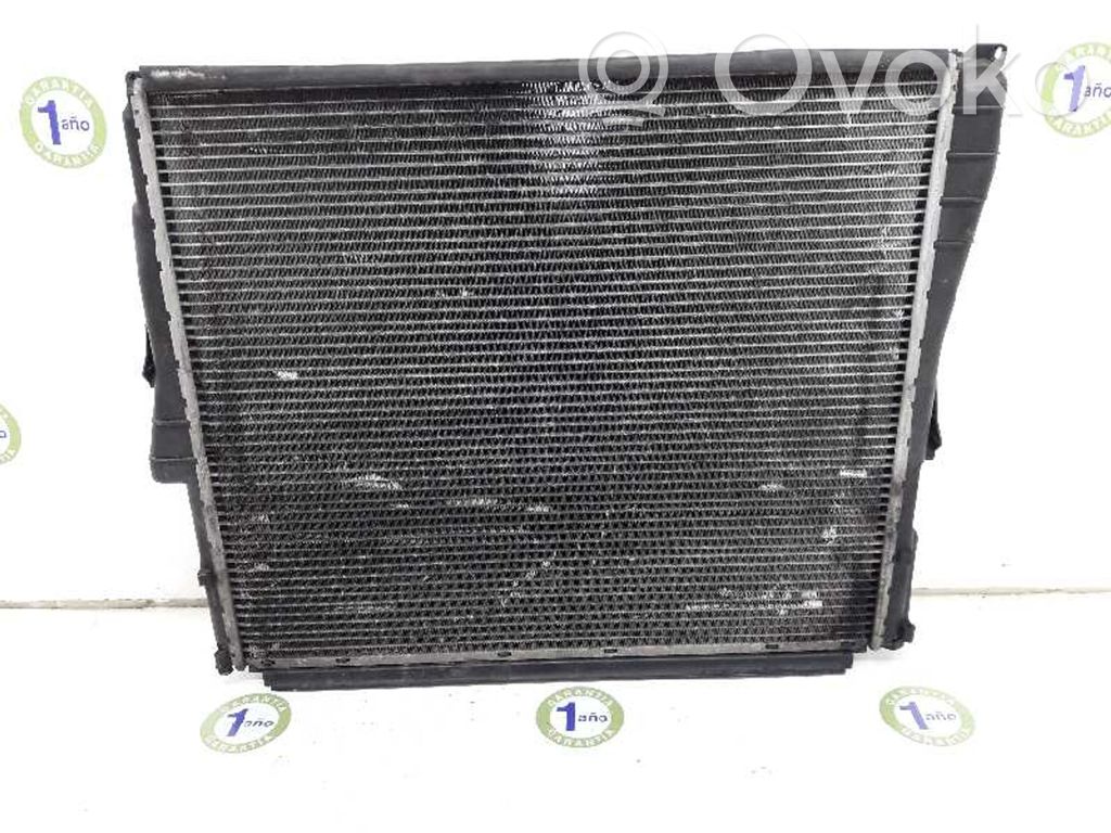 Coolant radiator   3104593,17113403551