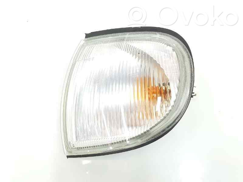 Phare frontale   087609,67725299