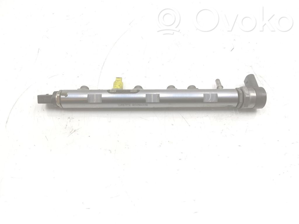 BMW 3 F30 F35 F31 Tuyau de conduite principale de carburant 