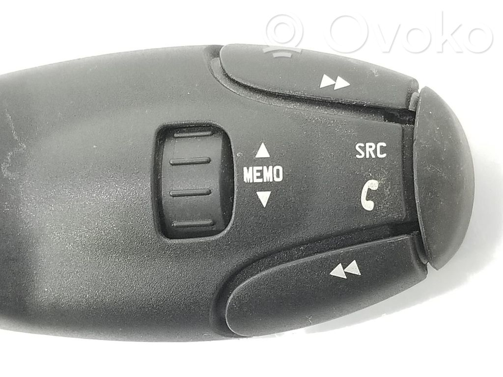 Citroen C3 Picasso Butoane/comutatoare pe volan 