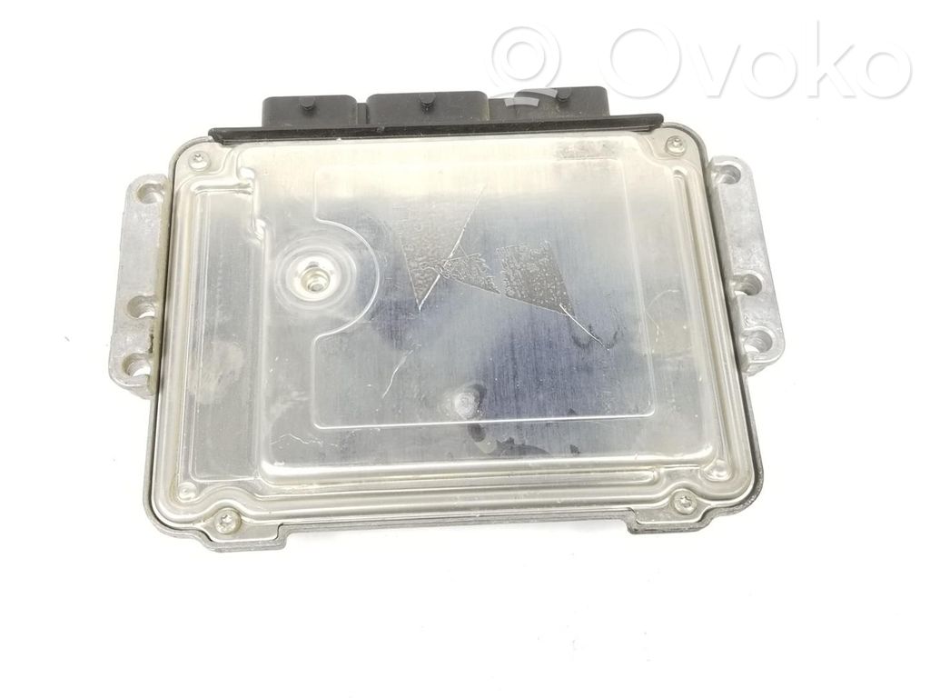 Renault Megane II Unitate/modul de control motor