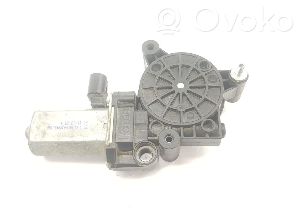 Opel Vivaro Moteur de lève-vitre de porte avant