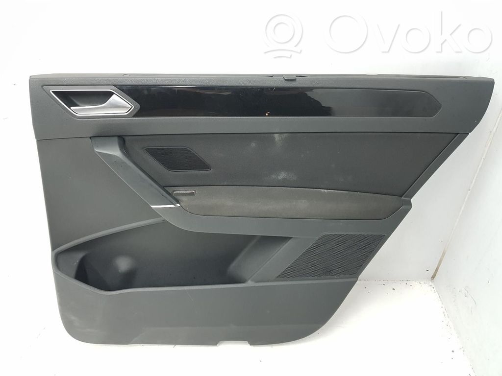 Volkswagen Touran II Revestimiento de puerta delantera