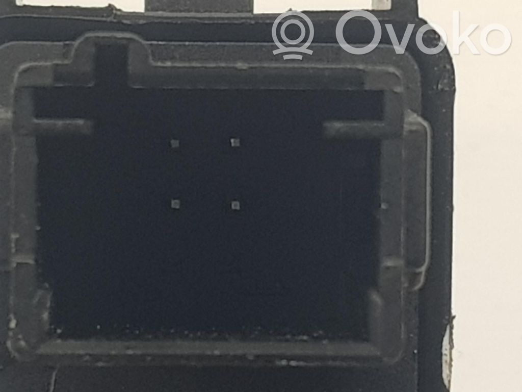 Comutator comandă geamuri electrice   6490X3,6490X3