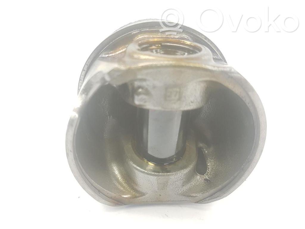 Piston   04L107065A,04L107065A