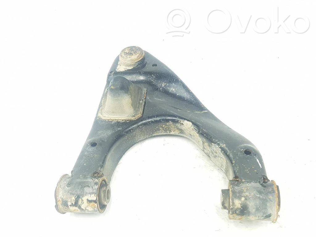 Nissan Pathfinder R51 Braccio di controllo sospensione anteriore superiore/braccio oscillante 