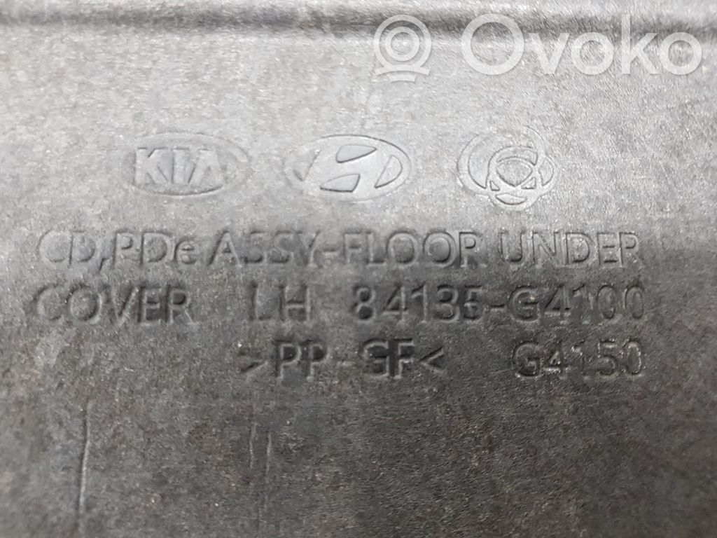 Hyundai i30 Placa protectora/protector antisalpicaduras motor 