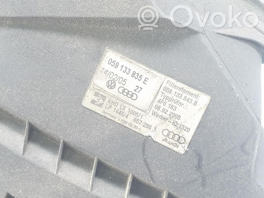 Caja del filtro de aire   059133835E,4F0133837BB