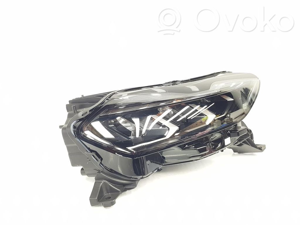 DS Automobiles 3 Crossback Lampa przednia 