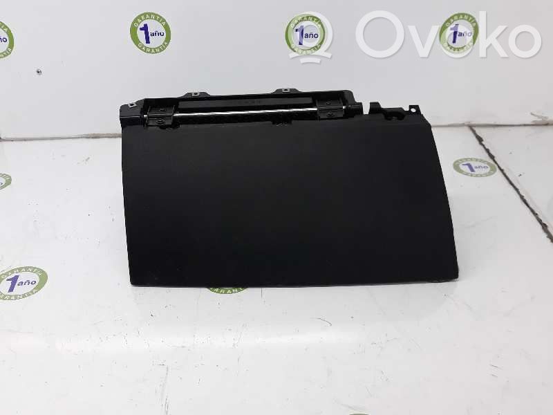 BMW 1 E81 E87 Glove box 