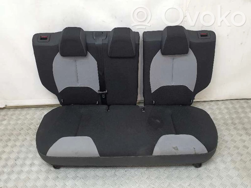 Citroen DS3 Toisen istuinrivin istuimet 