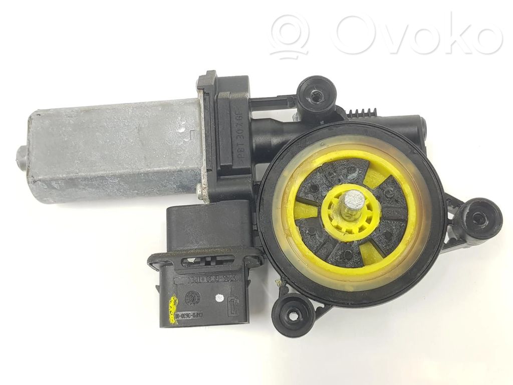BMW 2 Active Tourer U06 Silnik regulatora szyby drzwi przednich 
