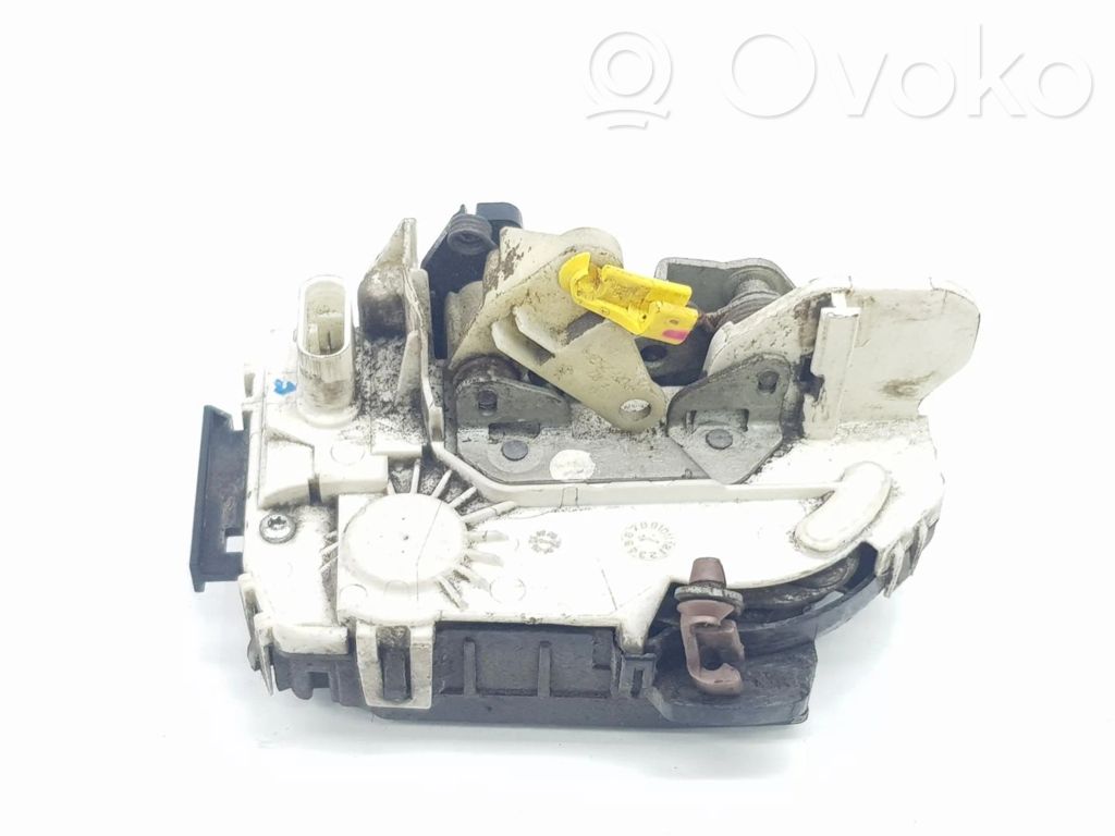 Etuoven lukko   4589176AA,4589416AA