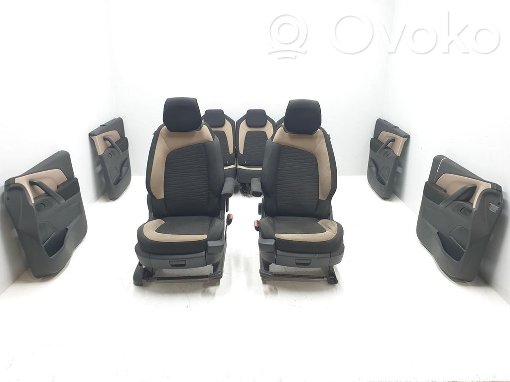 Citroen C4 II Picasso Seat set