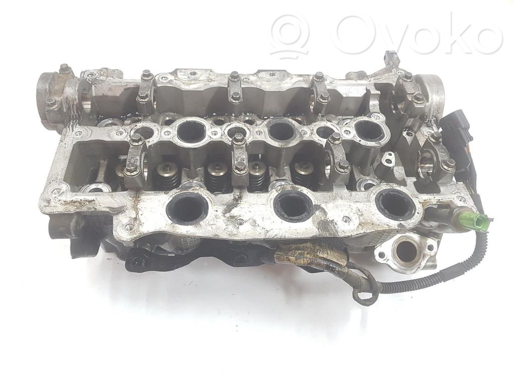 Engine head   LR014249,9X2Q6C032AB