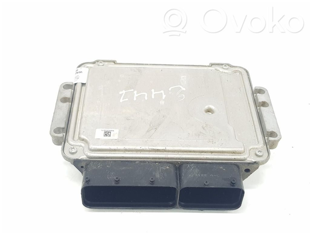 Hyundai ix20 Engine control unit/module 