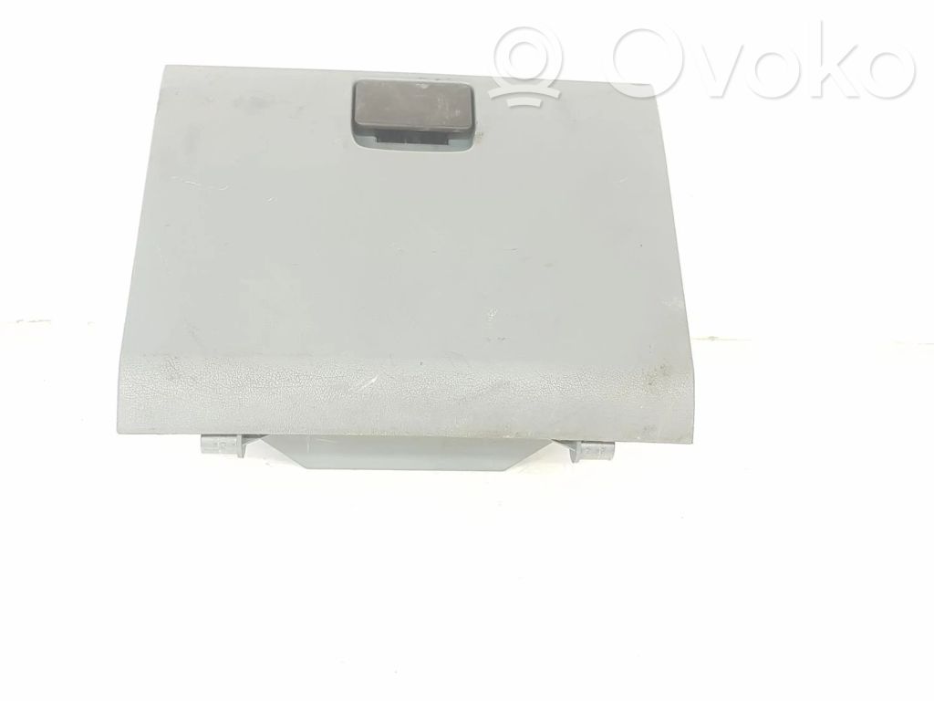 Daiktadėžė   1500654,6C11V06010AGA6AX