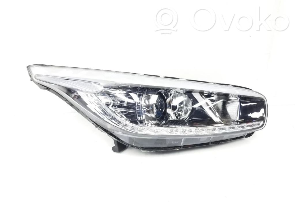 KIA Ceed Headlight/headlamp 