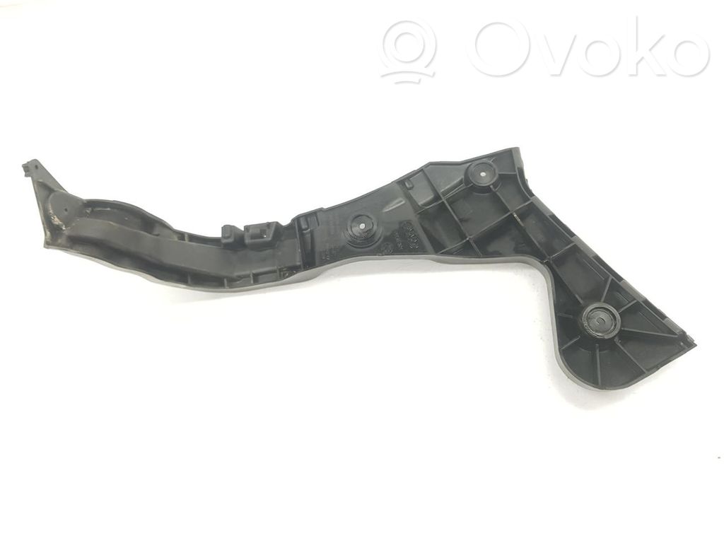 Audi Q3 F3 Suport montare bară spate