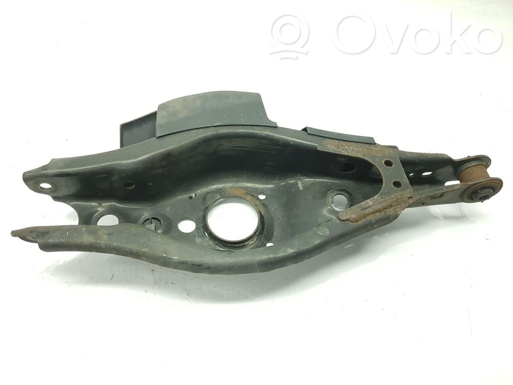 Toyota Avensis T270 Braț control spate 