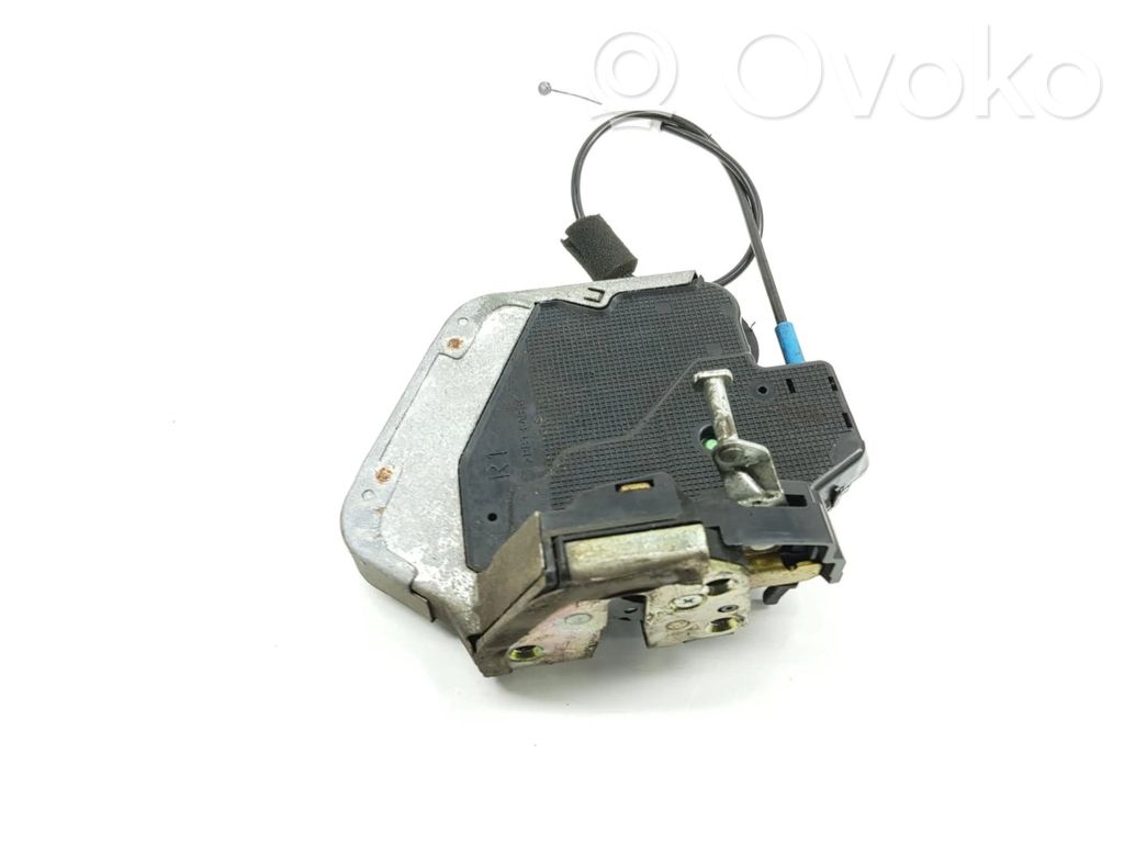 Toyota Land Cruiser (J120) Încuietoare ușă spate