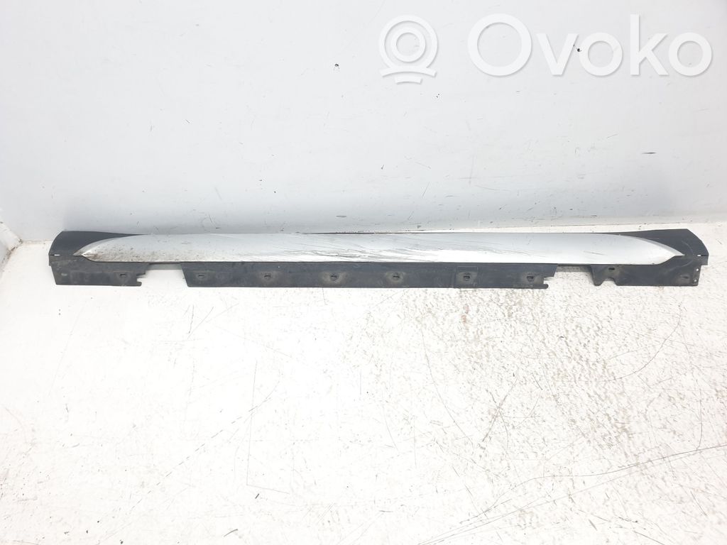 BMW X1 E84 Sill/side skirt trim 