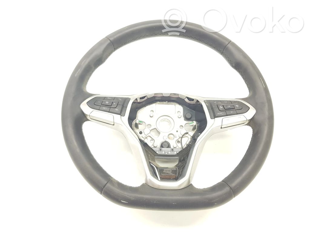 Volkswagen Polo VI Ohjauspyörä 
