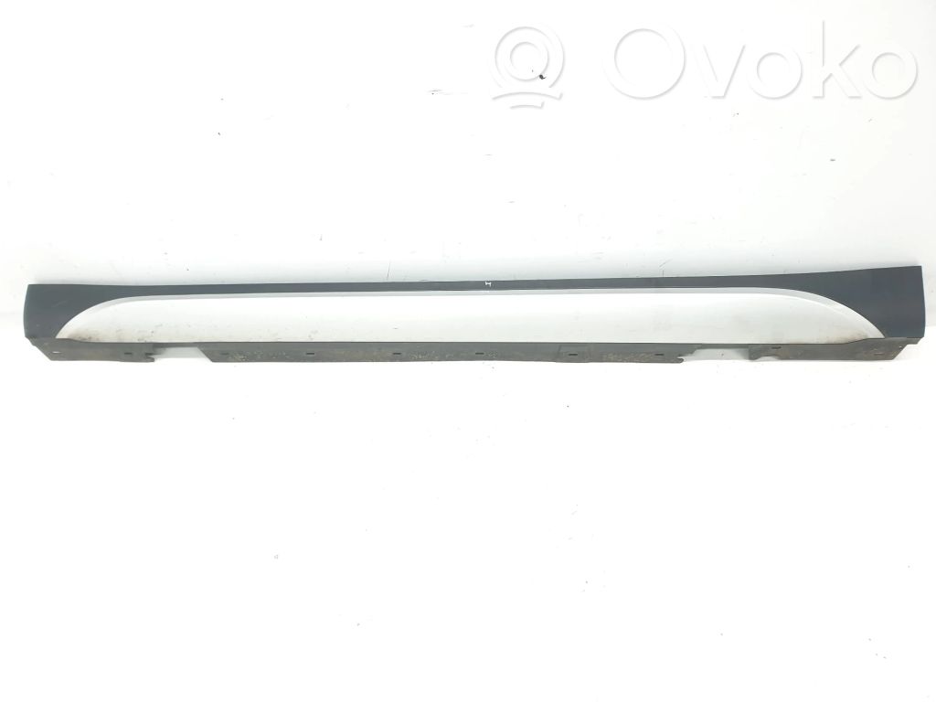BMW X1 E84 Sill/side skirt trim 