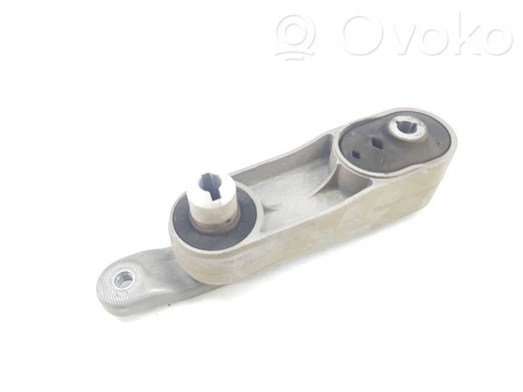 Engine mount bracket   6793362,22116793362