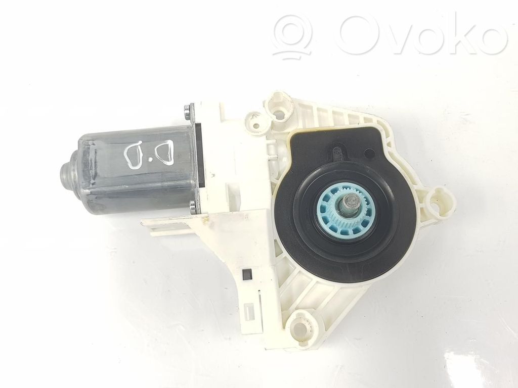 Audi Q3 8U Motorino alzacristalli della portiera anteriore 