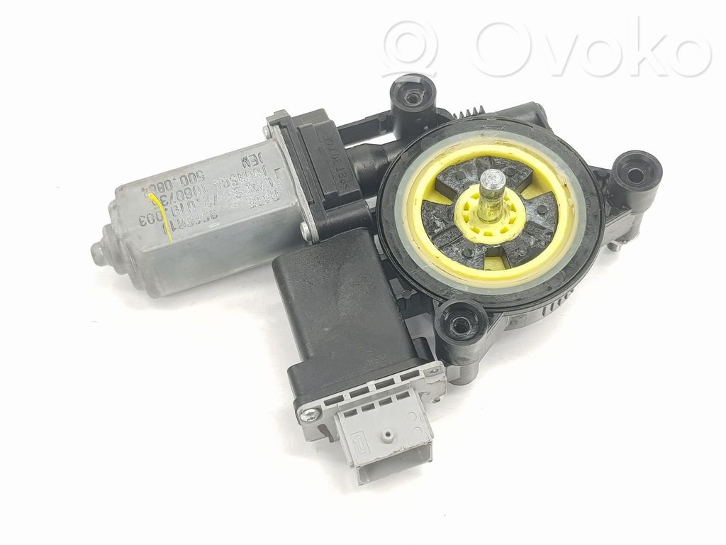Fiat 500L Etuoven ikkunan nostomoottori 