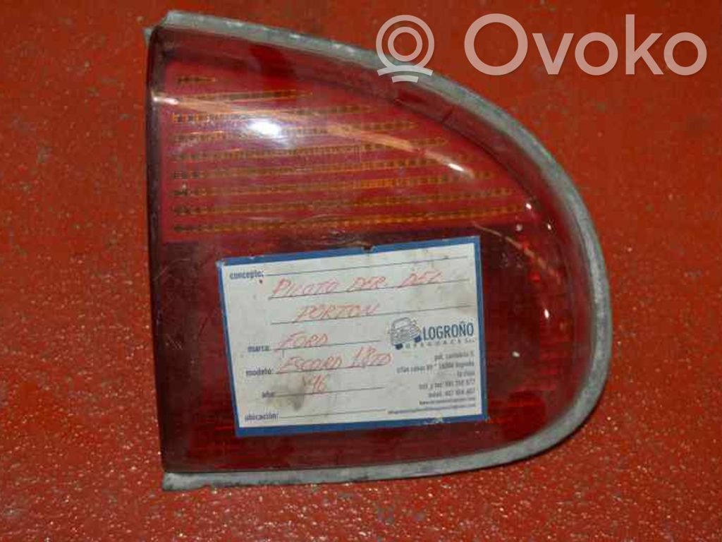 Ford Escort Luces portón trasero/de freno 