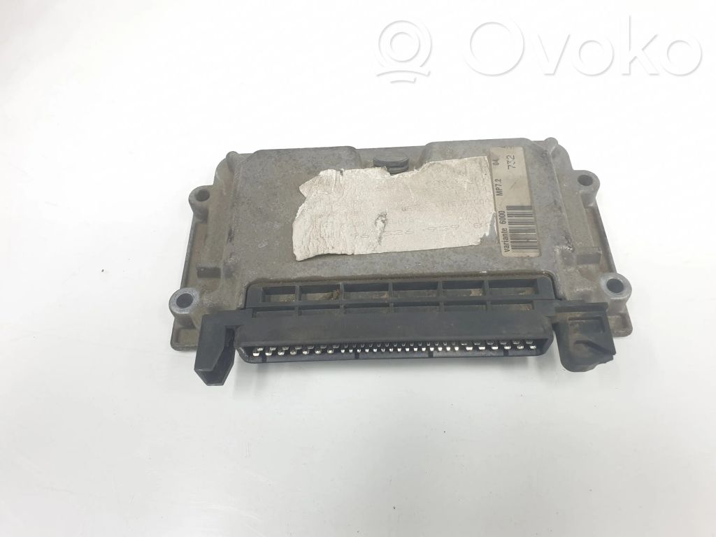 Peugeot 206 Engine control unit/module 